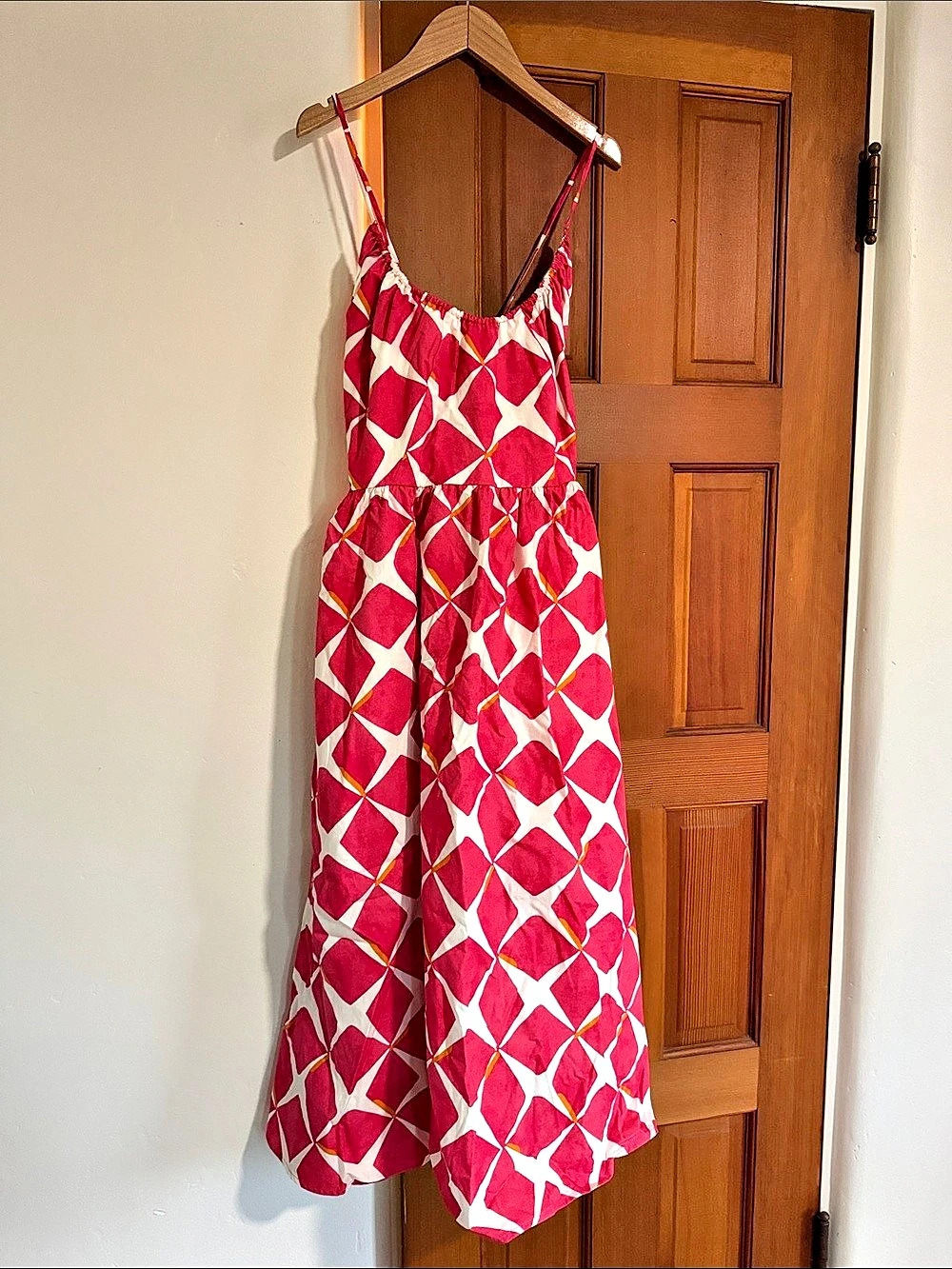 BR Factory NWT Women's Geometric Maxi Dress in Pink & White